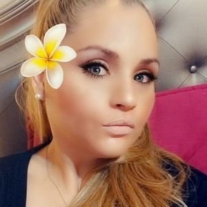 Meet your Posher, Dora